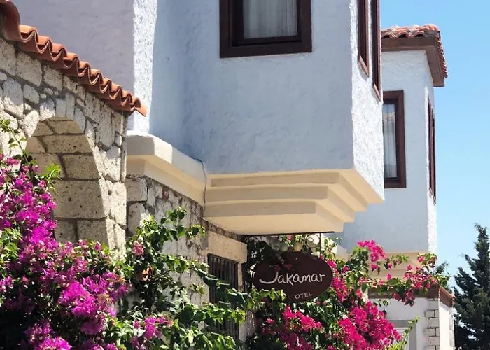 ホテル Jakamar アラカティ
