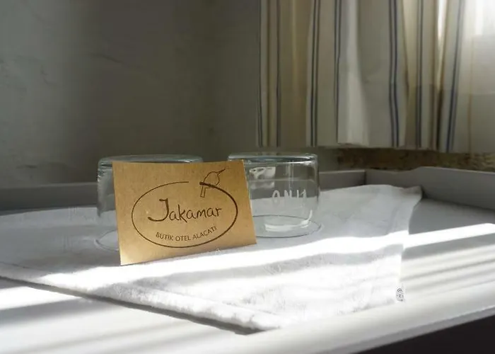 ホテル Jakamar アラカティ